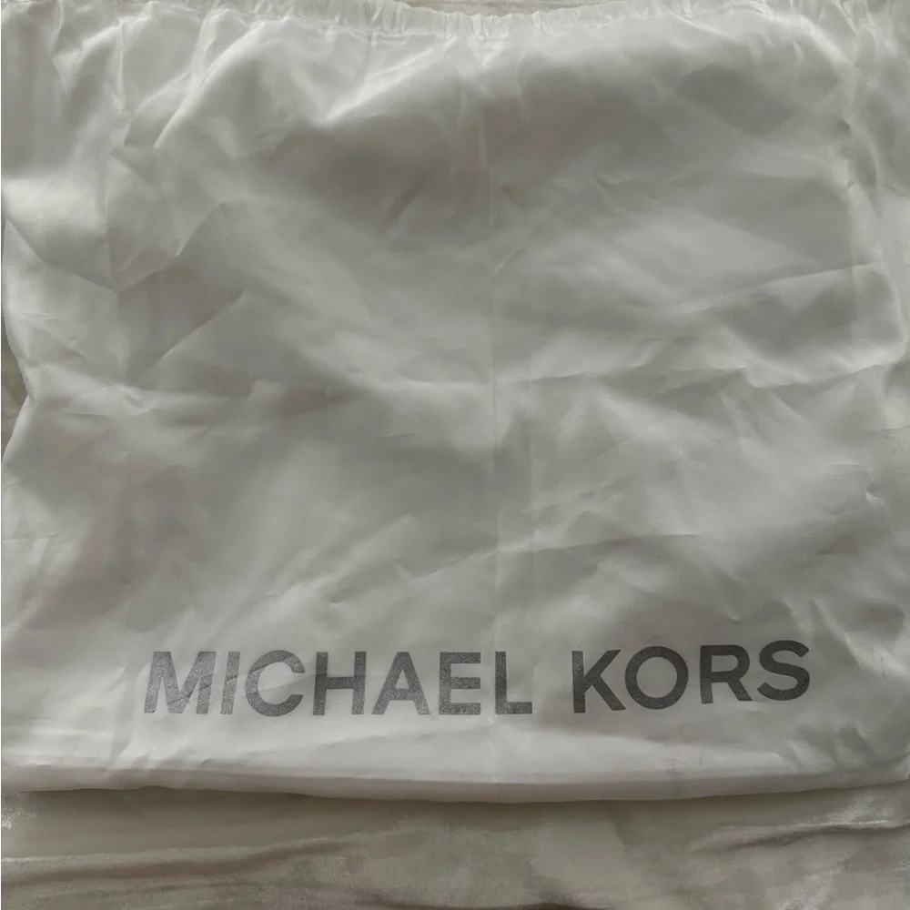 Michael Kors Sullivan Tote Bag - Picture 8 of 9